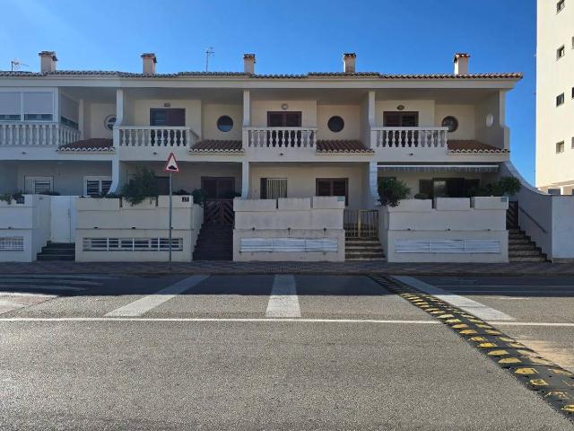 Villa en venta en Tavernes De La Valldigna