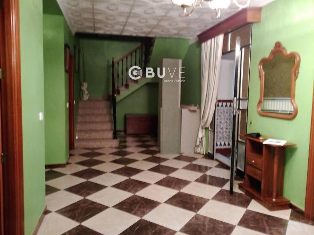 Villa en venta en Teba