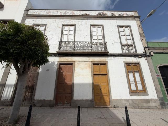 Chalet en venta en San José de las Longueras, Telde
