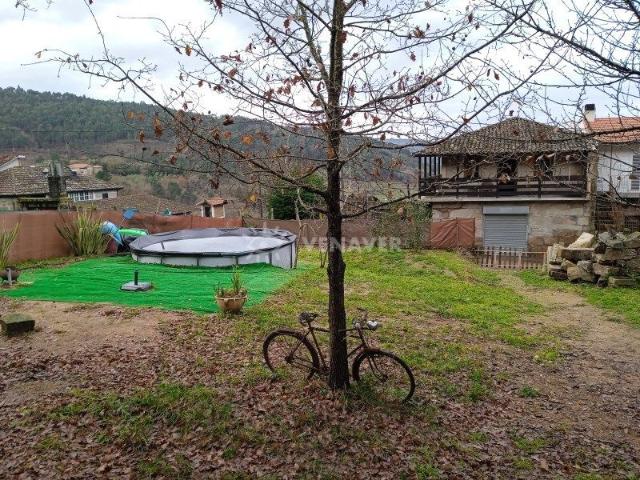 Villa en venta en Toén, Ribadela