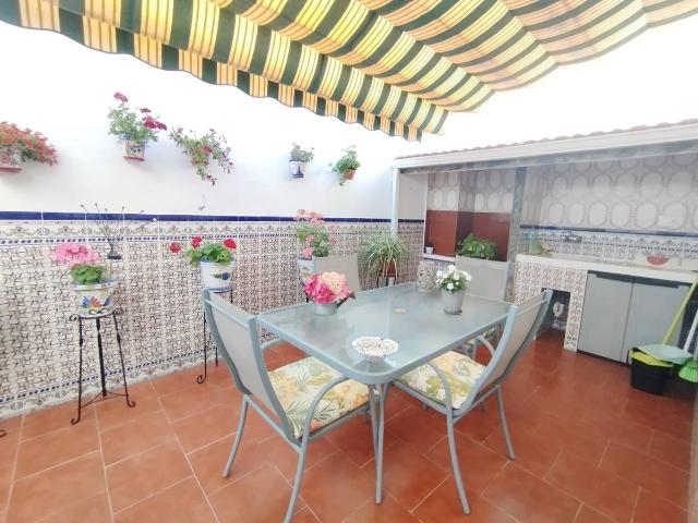 Chalet en venta en Tomelloso, Castilla-La Mancha