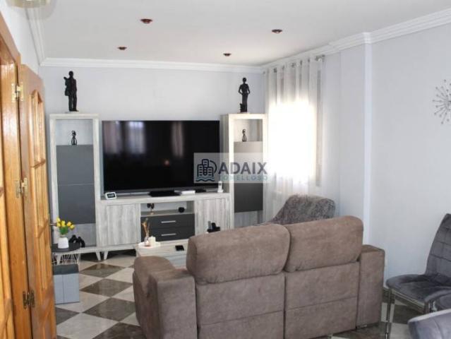Chalet en venta en Tomelloso, Castilla-La Mancha