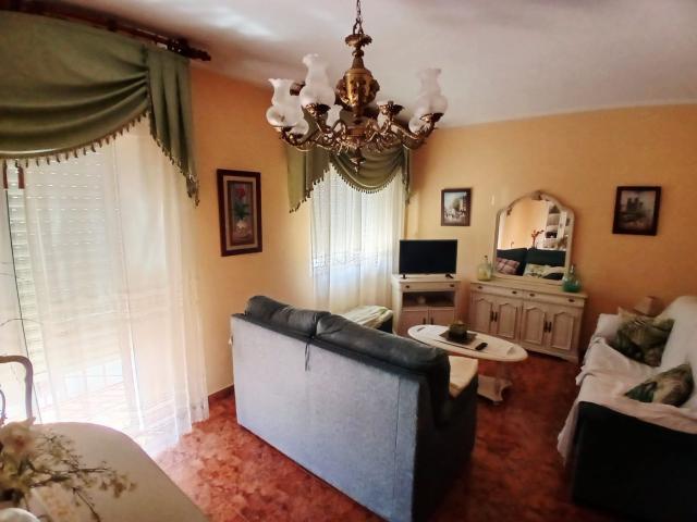 Chalet en venta en Tomelloso, Castilla-La Mancha