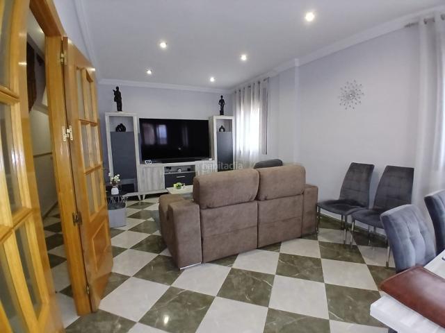 Chalet en venta en Tomelloso, Castilla-La Mancha