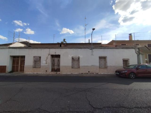 Chalet en venta en Tomelloso, Castilla-La Mancha