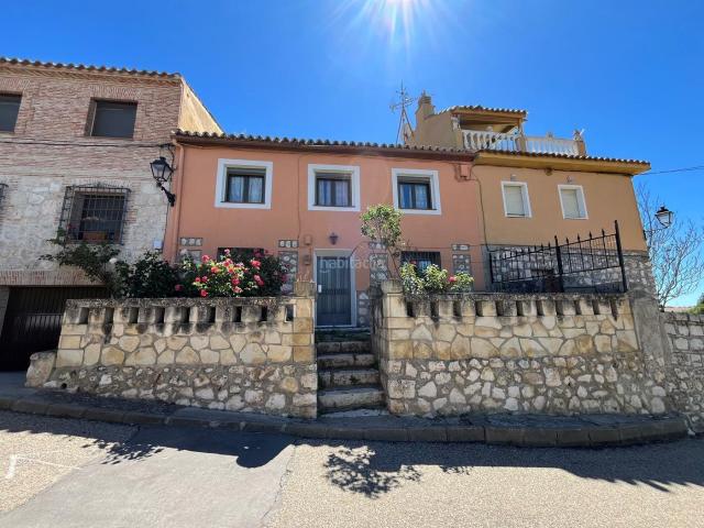 Villa en venta en Torija
