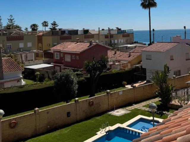 Villa en venta en Rincón De La Victoria