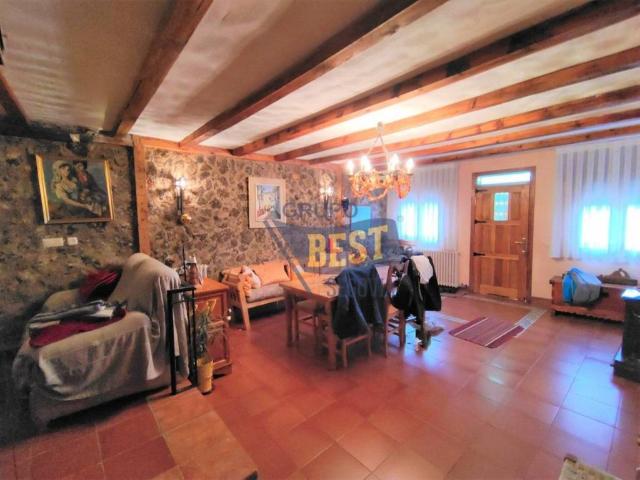 Casa en venta en Torre Val De San Pedro