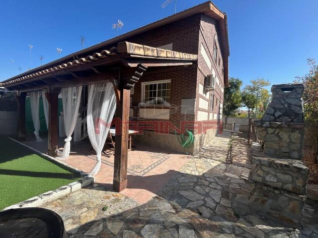 Chalet en venta en Seseña, Toledo