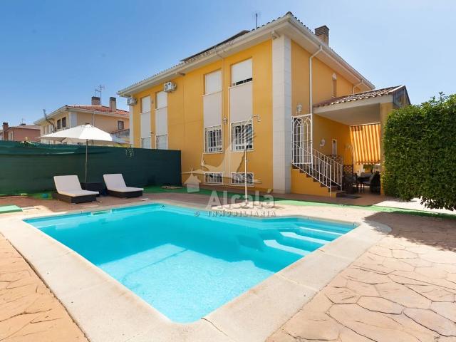 Chalet en venta en Torrejón Del Rey, Castilla-La Mancha