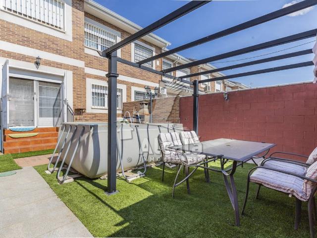 Villa en venta en Torrejón Del Rey, Urbanización Eras de San Sebastián