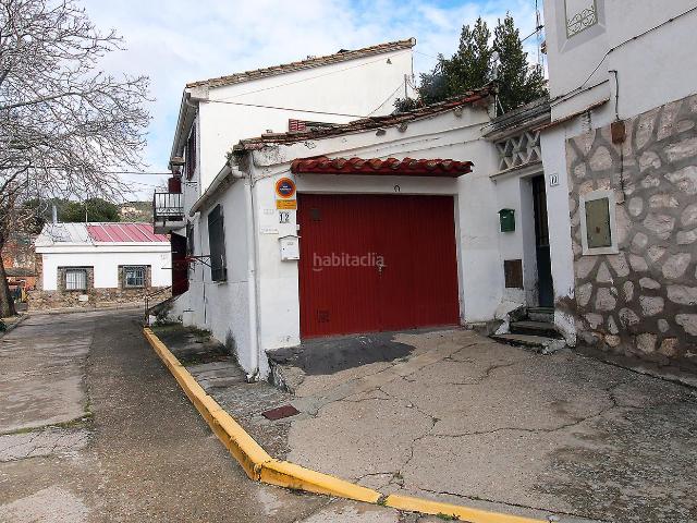 Villa en venta en Torrelaguna
