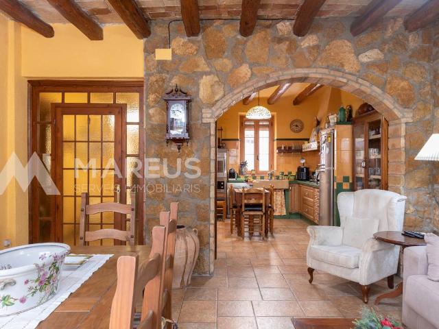 Chalet en venta en Torrelavit, Barcelona