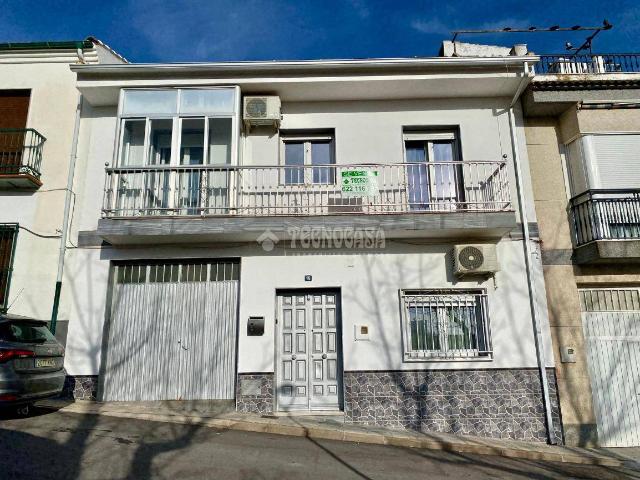 Chalet en venta en Torreperogil, Andalucía