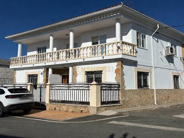 Chalet en venta en Torrequemada, Extremadura