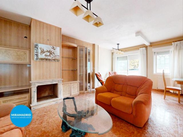 Chalet en venta en Torres De La Alameda, Madrid