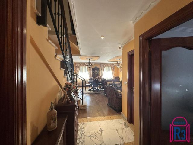 Chalet en venta en San Claudio, León