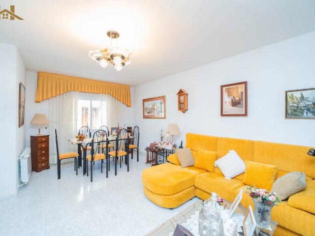 Villa en venta en Ugena, Urbanización Fuentevieja