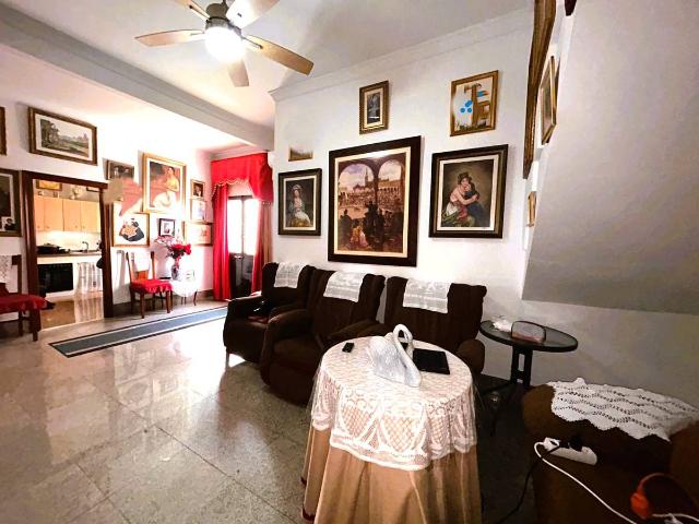 Chalet en venta en Umbrete, Andalucía