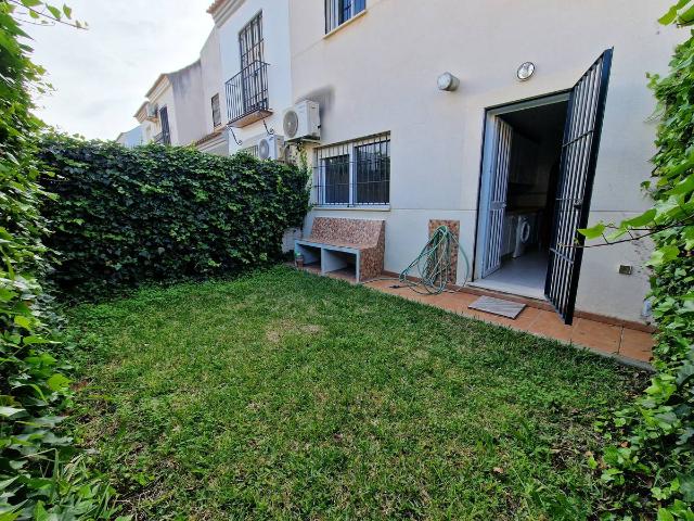 Chalet en venta en Umbrete, Sevilla