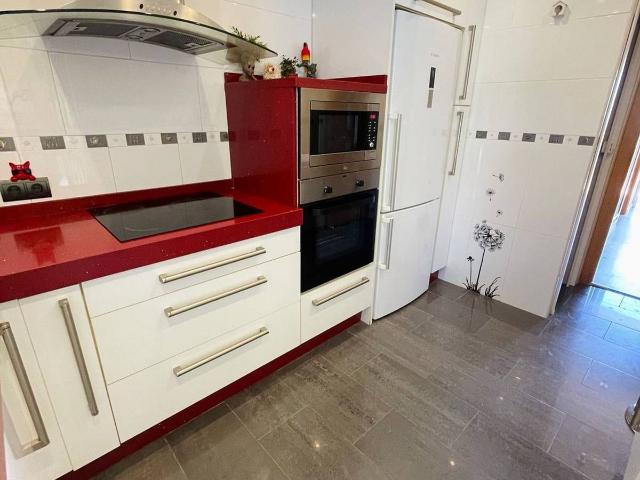 Chalet en venta en Umbrete, Andalucía