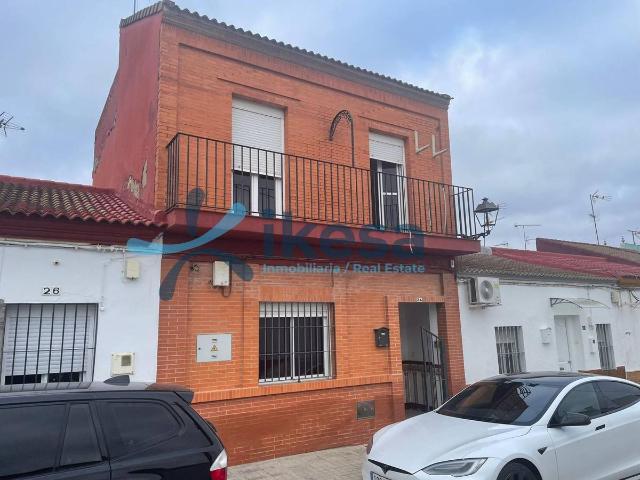Chalet en venta en Umbrete, Sevilla