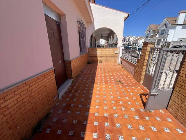 Chalet en venta en Umbrete, Andalucía