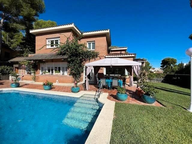 Chalet en venta en els Quatre Garrofers, Tarragonès