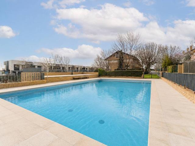 Chalet en venta en Arroyomolinos, Madrid