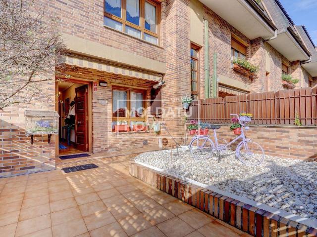 Chalet en venta en Urnieta, Guipúzcoa