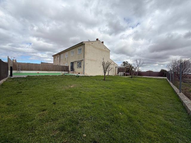 Chalet en venta en Urueñas, Castilla y León