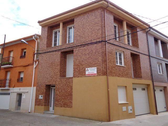 Chalet en venta en Uruñuela, La Rioja