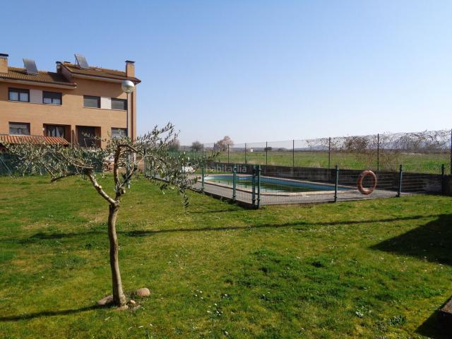 Chalet en venta en Uruñuela, La Rioja