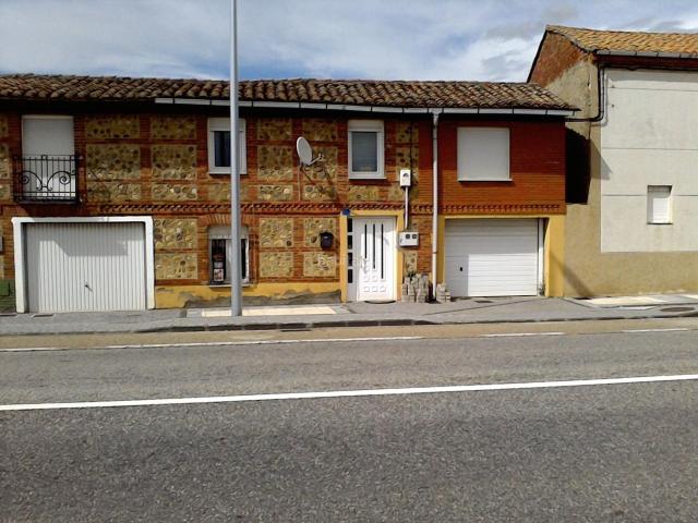 Chalet en venta en Valdefresno, Castilla y León