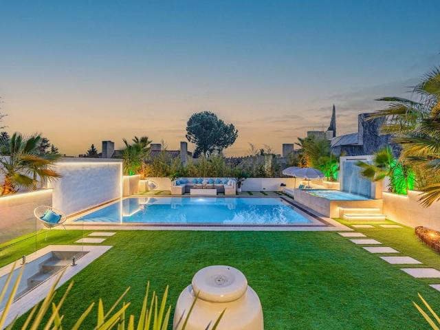 Villa en venta en Boadilla Del Monte