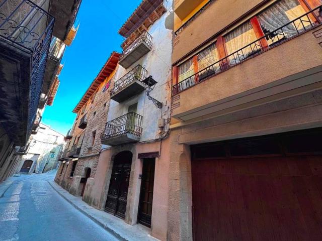 Chalet en venta en Matarraña / Matarranya, Valderrobres