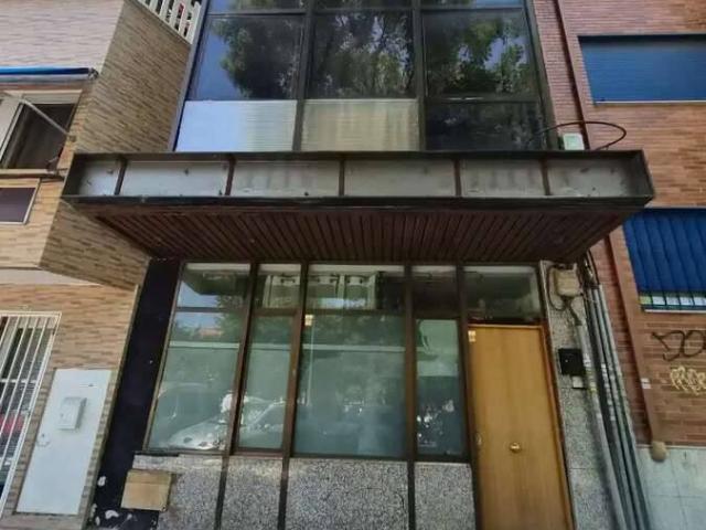 Chalet en venta en Coslada, Madrid