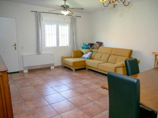 Villa en venta en Valmojado