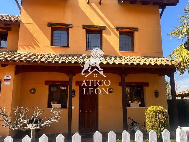 Chalet en venta en Valverde De La Virgen, Castilla y León