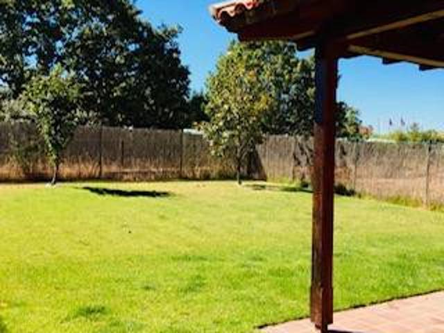Chalet en venta en Valverde De La Virgen, Castilla y León