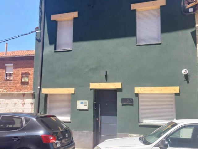 Chalet en venta en Valverde De La Virgen, Castilla y León