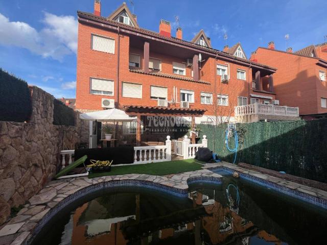Chalet en venta en Velilla De San Antonio, Madrid