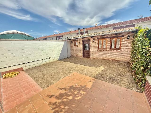 Chalet en venta en Venta De Baños, Castilla y León