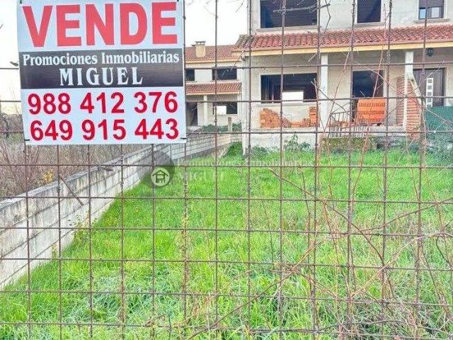 Chalet en venta en Verín