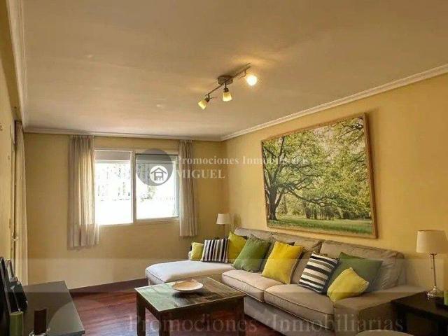 Chalet en venta en Verín