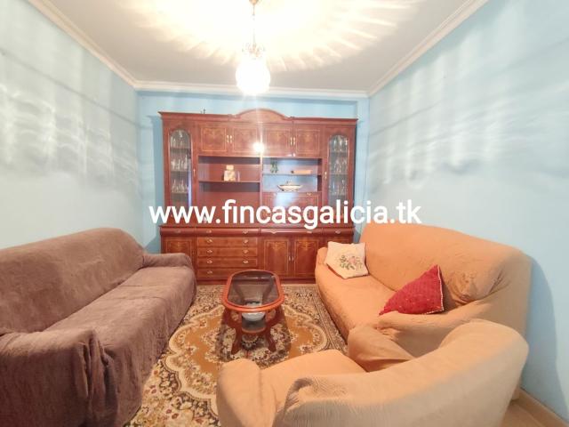 Chalet en venta en Verín