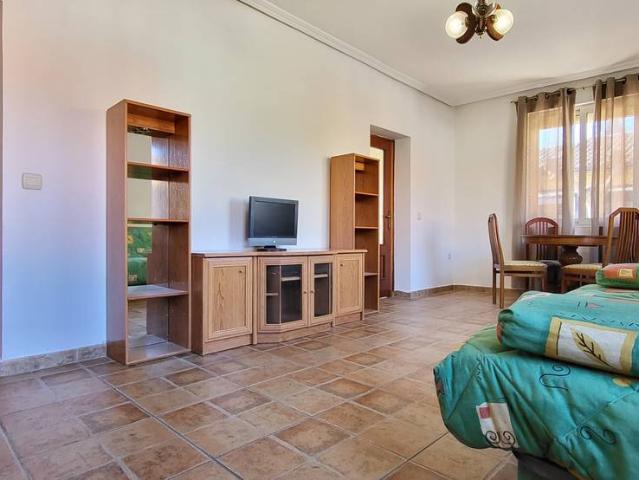 Villa en venta en Viana De Cega