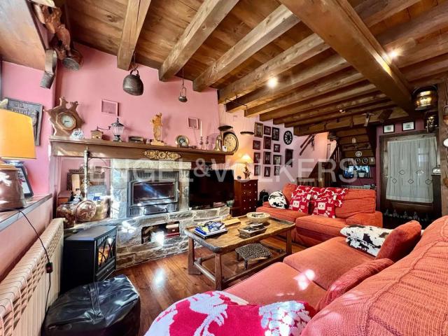 Chalet en venta en Gausac, Val d'Aran