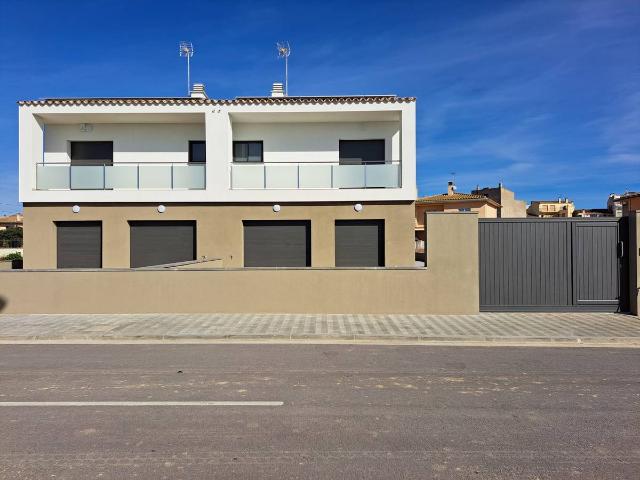 Villa en venta en Vila-sacra