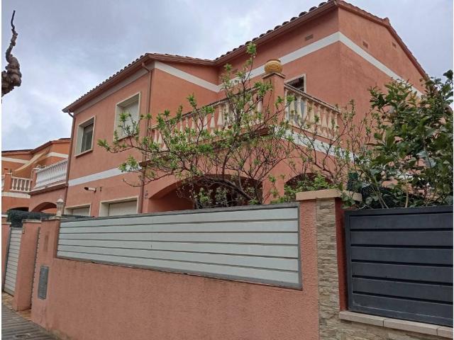 Villa en venta en Vilafant